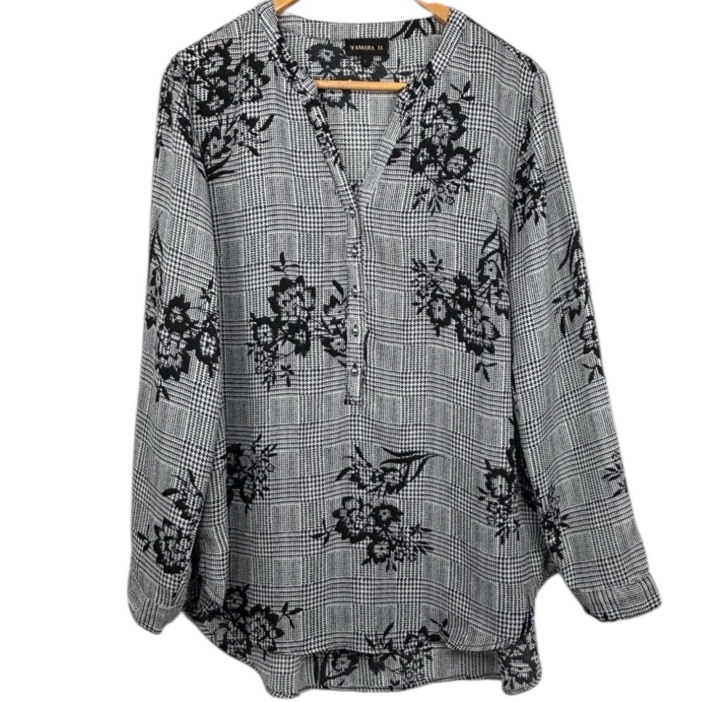 Tamara H. Black & Grey Check Plaid & Floral 1/2 Button Down V-Neck Blouse L